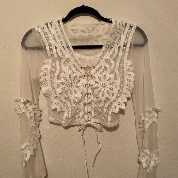Boutique Tops - Vintage Lace and MeshTie up Top/Over-jacket Size Small.  Boho and Feminine, EUC